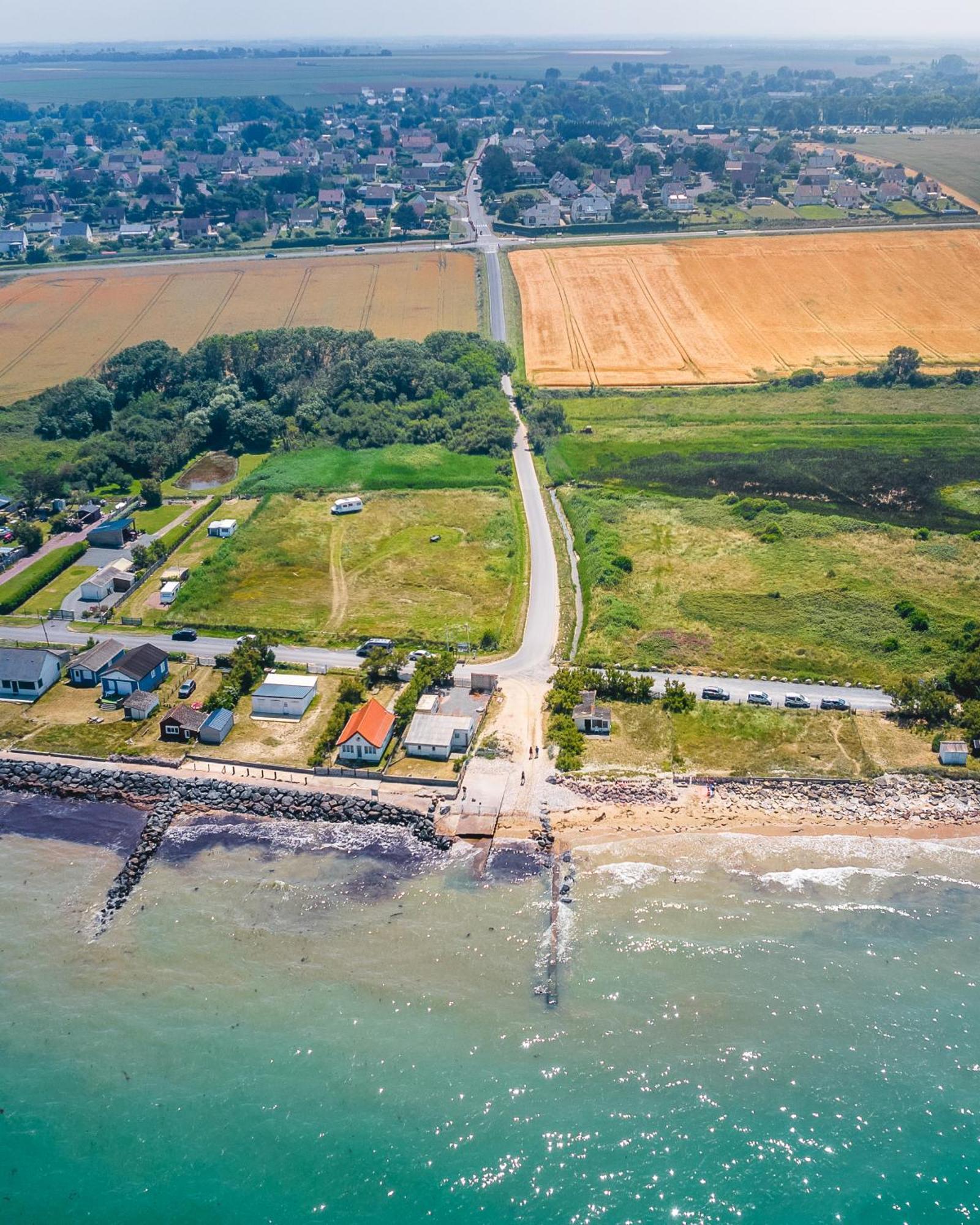 Chateau Cote De Nacre Ver-sur-Mer Exterior photo